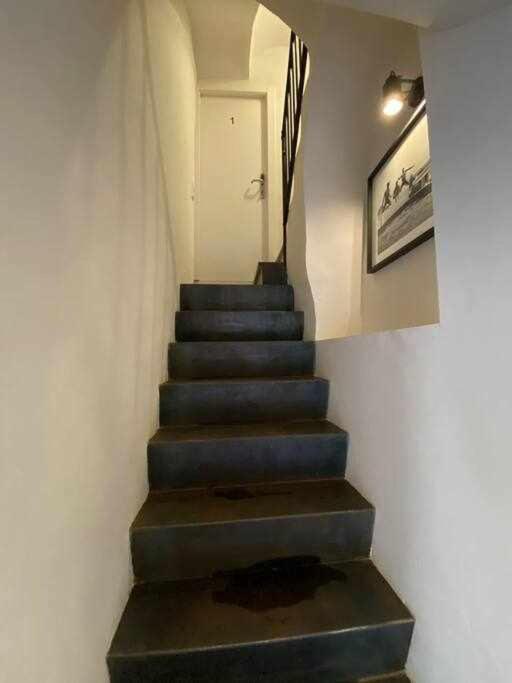 Velo Vern 3 Luxury Penthouse W Views Of City Wall 지로나 외부 사진